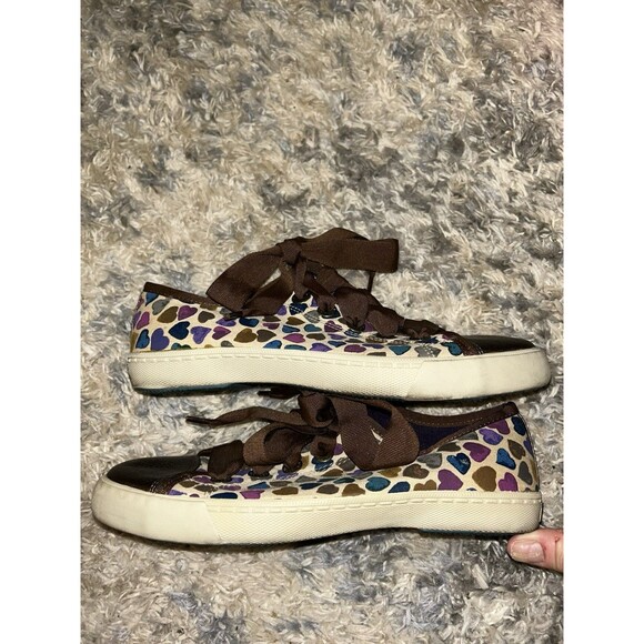 Brighton Cream Lovey‎ Hearts Metallic Sneaker Athletic 7B - Picture 2 of 9